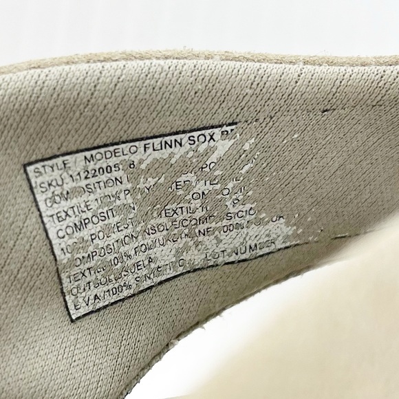 Hey Dude Flinn Sox Brown Slip On Thong Flip Flop Sandals Shoes - Picture 5 of 6